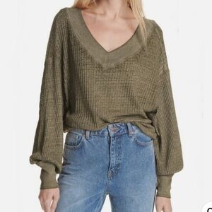 We The Free Oversized Relaxed Moss South Side Thermal Top Women’s Sz M